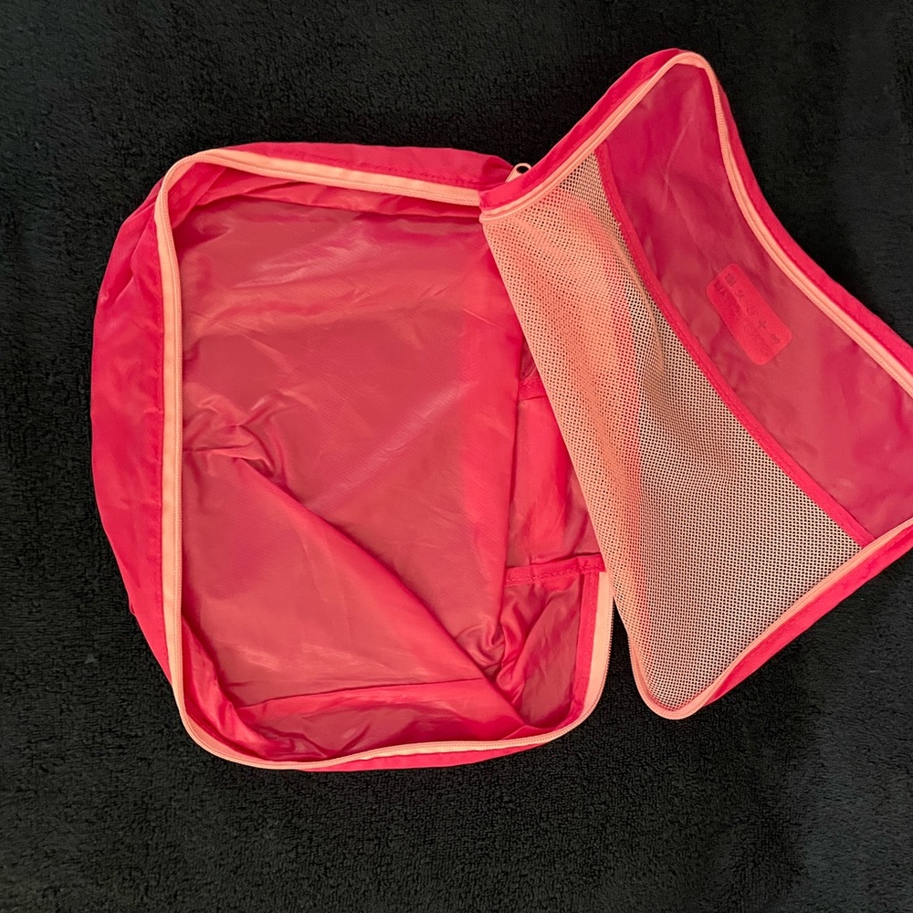 MYTAGALONGS Pink Mesh Bags and Traveling Cubes Set of 9 - Picture 12 of 16